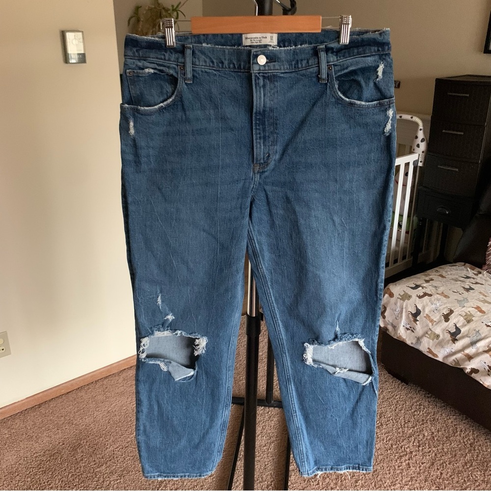 Abercrombie & Fitch The 90’s Straight Ultra High Rise Jeans 33 16 Short